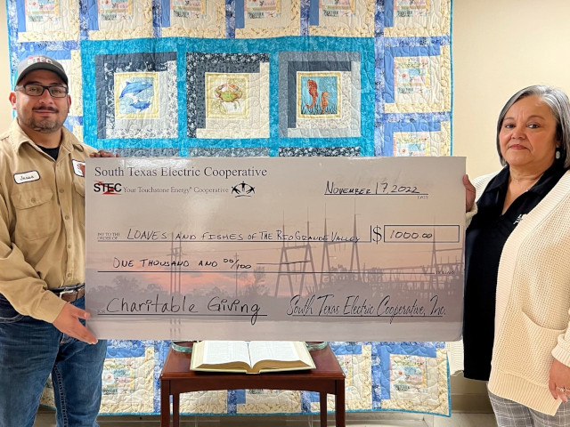 Loaves and Fishes of the Rio Grande Valley check presentation